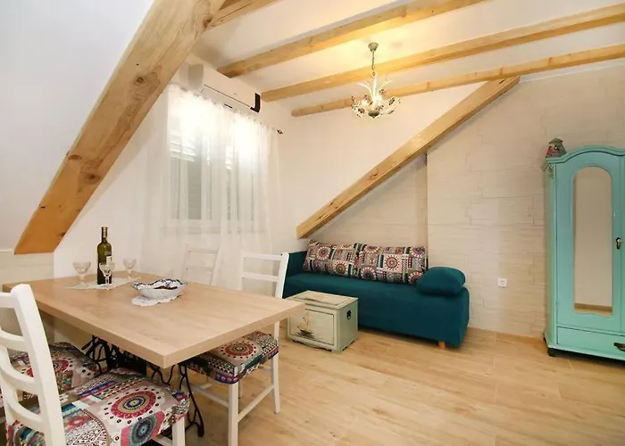 Apartman Barbara's Inheritance Split